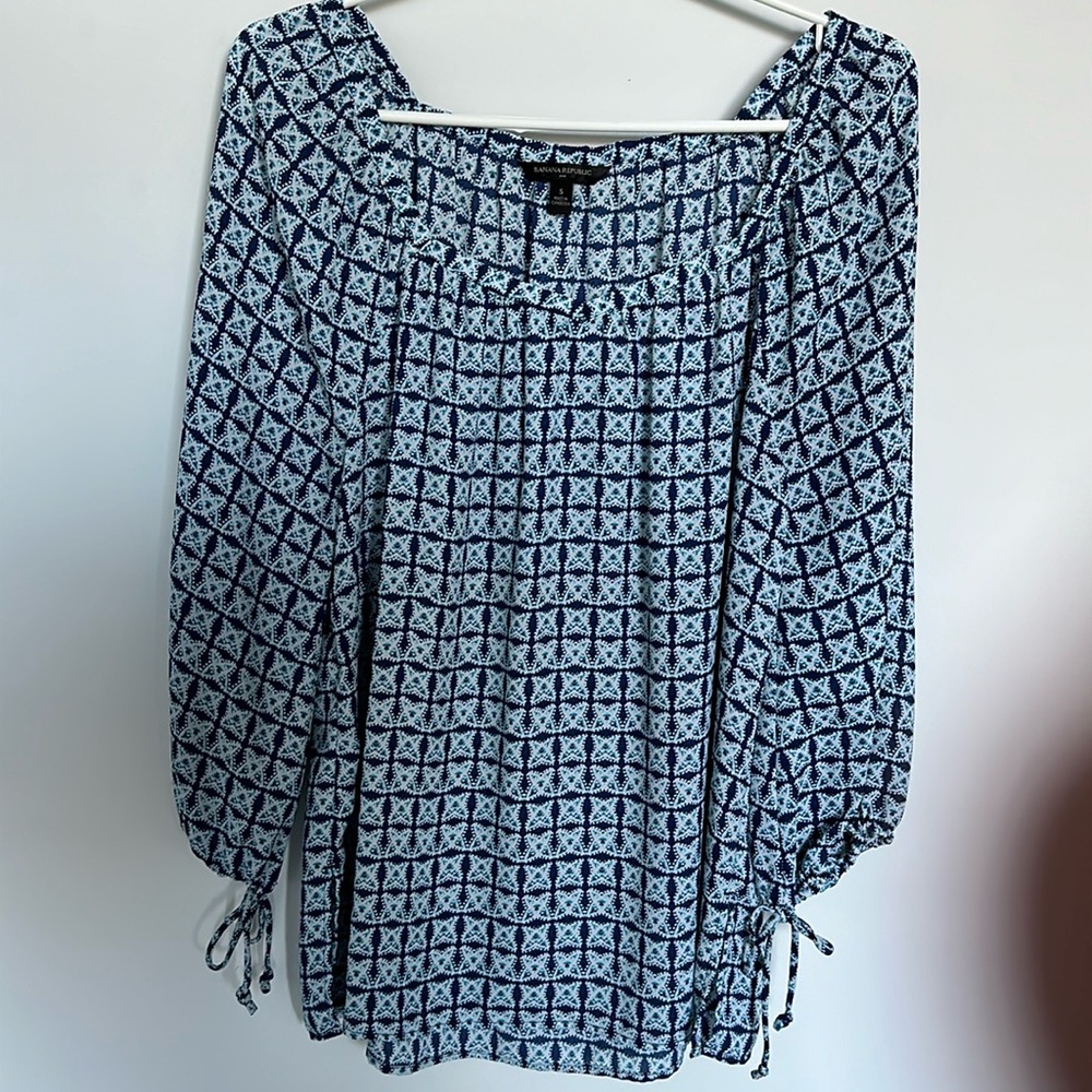Banana Republic three quarter sleeve blouse.